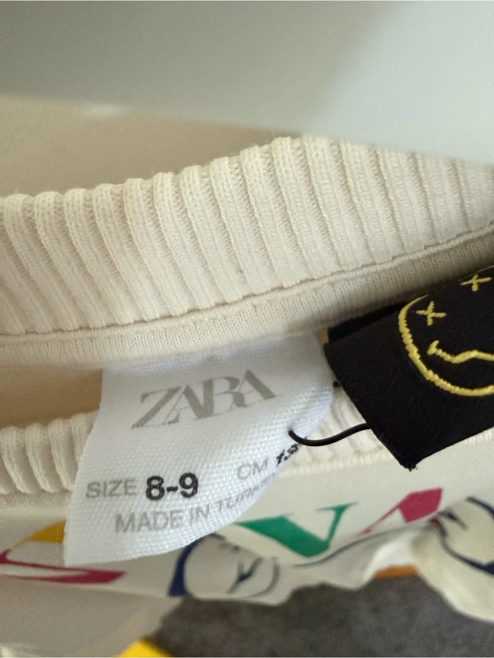 Zara - size 8-9y - Nirvana colorful logo sweatshirt